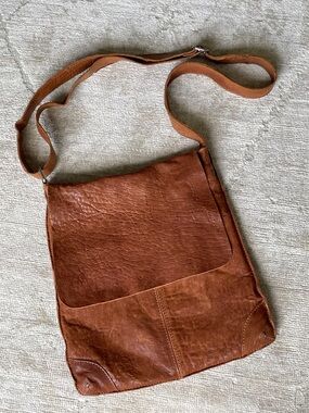 MAXON COLLECTION Soft Brown Textured Leather Crossbody Bag Made in Italy Boho